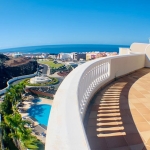 A Estrenar!! Grandioso Ático Duplex con espectacular terraza y las mejores vistas al mar!